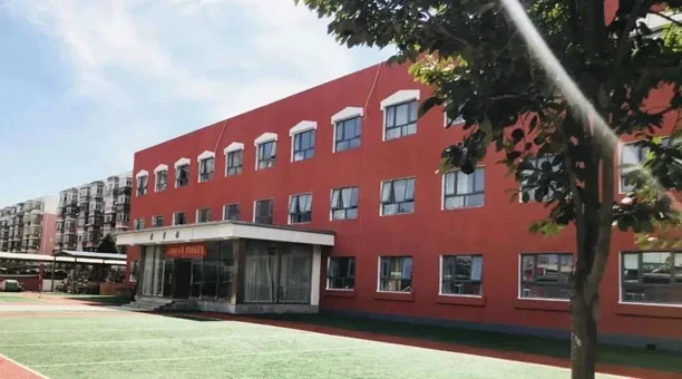 老年人如何安全地进行篮球接球训练?_0